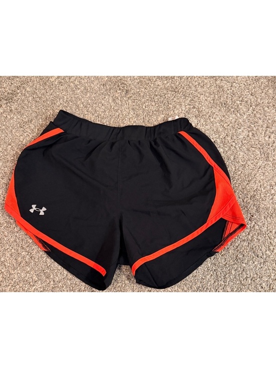 Under Armour Pants - Under Armour HeatGear Black & Red Running Shorts Small